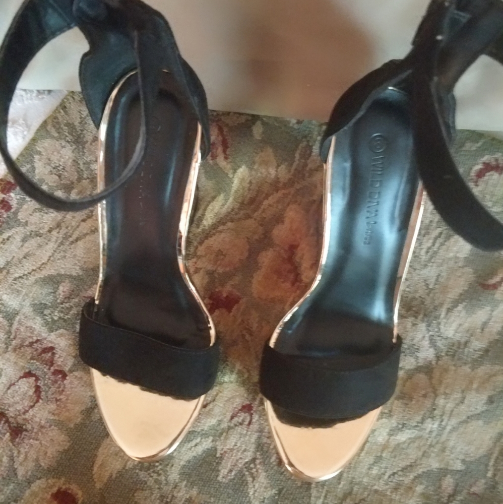Black & Gold wedges